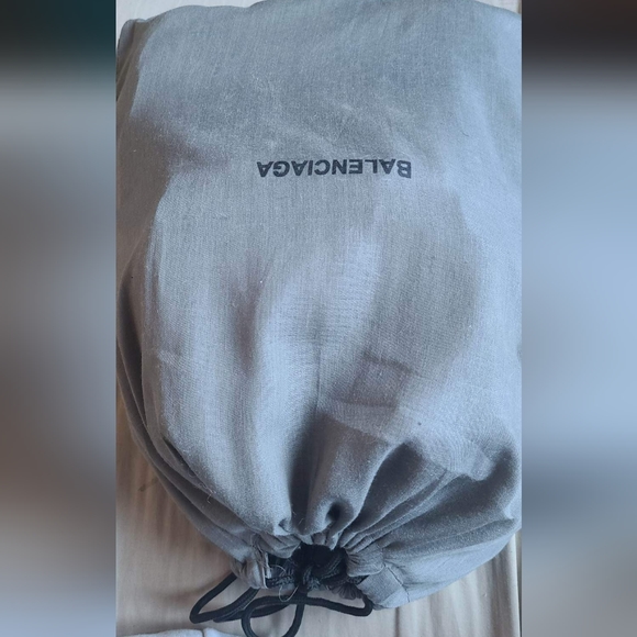 Balenciaga triple s - Picture 5 of 5